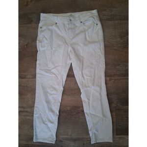 Liz Claiborne Classic Fit Ankle - White